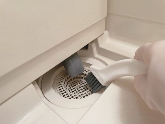 浴室で漏水が起きた時の対処方法 (2)