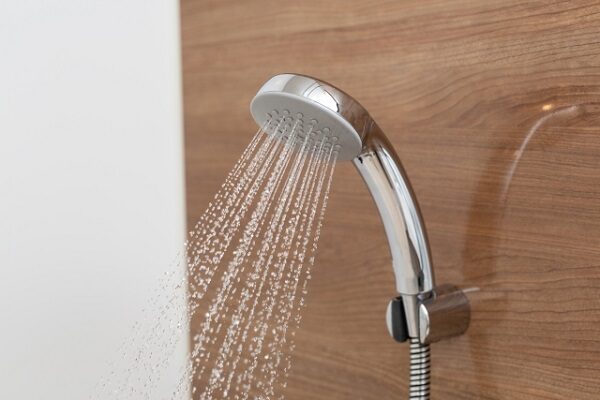 シャワーの水圧が弱い時の対処方法 (3)