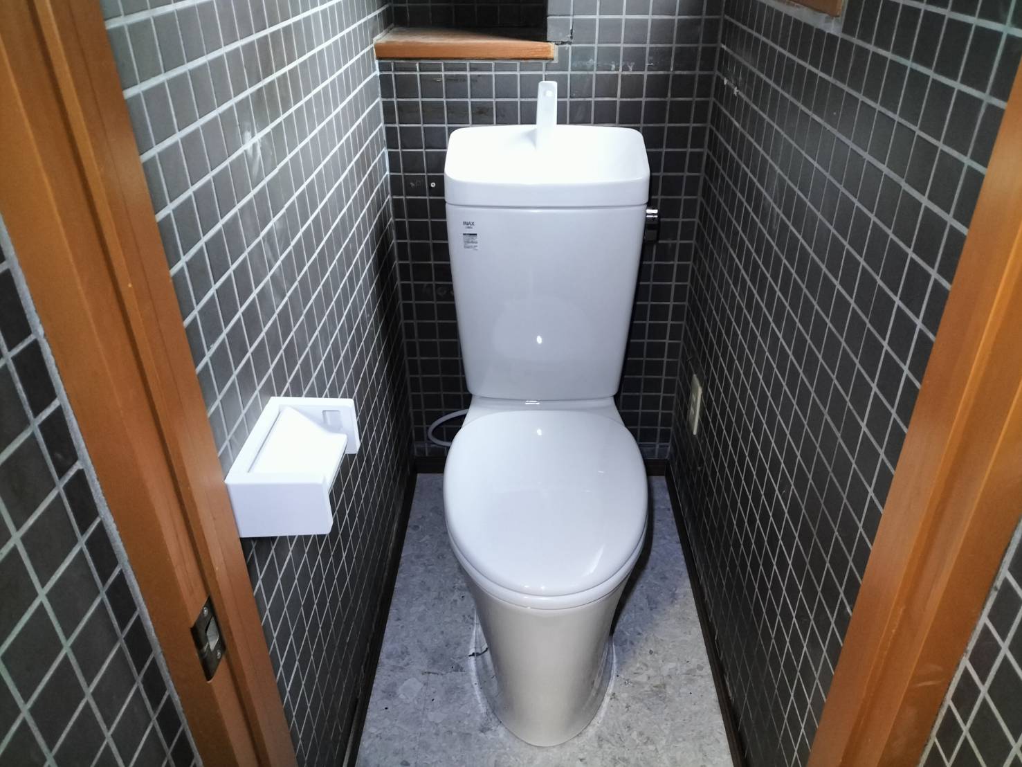 東京都足立区　トイレ、手洗い器設置(2)