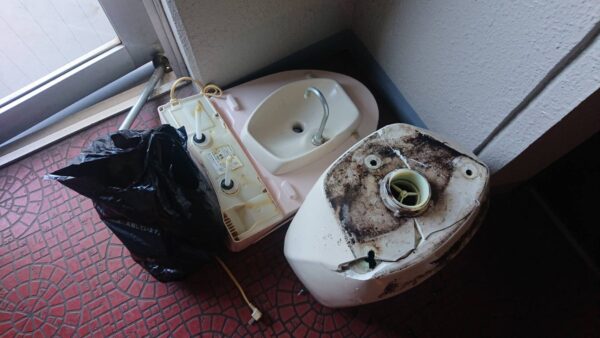 花見川区幕張町 便器交換 シャワートイレ取り付け