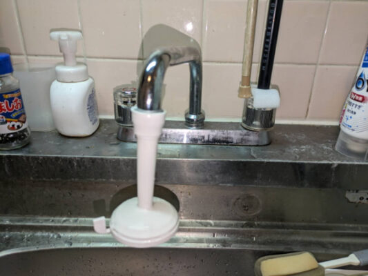 キッチンの蛇口（水栓）の交換工事１