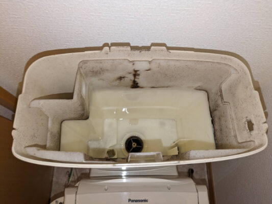 内部洗浄後のタンク