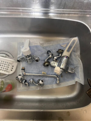 江戸川区_M様水栓交換_新旧パーツ