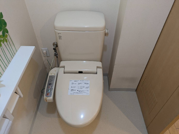 千葉市トイレクッションフロア交換_施工後