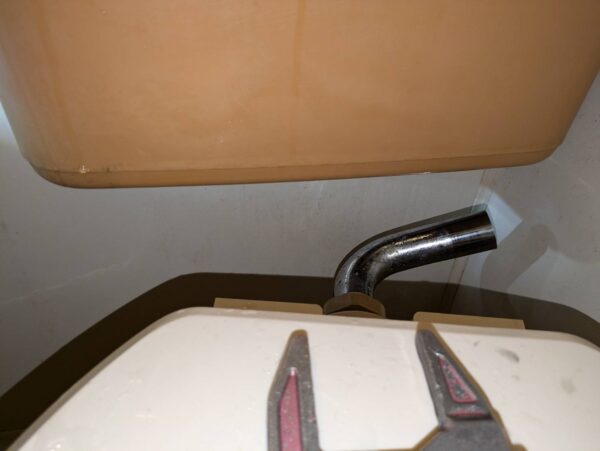 船橋市海上町南-点ユニットサイフォン管ボールタップ交換-通水テスト