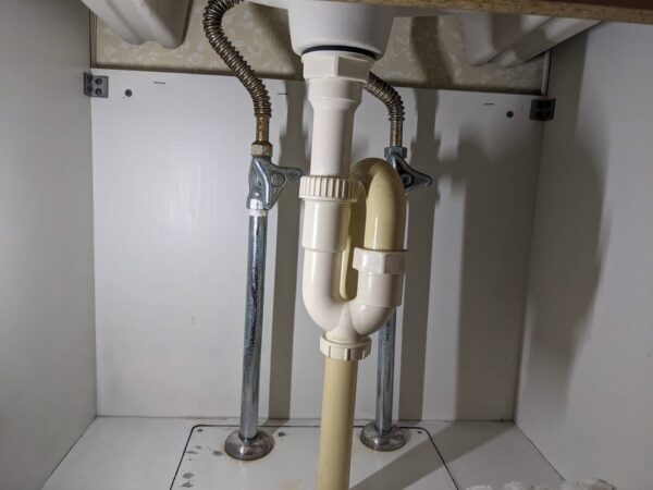 豊島区-K様-洗面排水金具割れ修繕-施工後